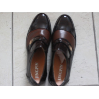 Unboxed Men's Shoes Size 8/9 JINGPIN